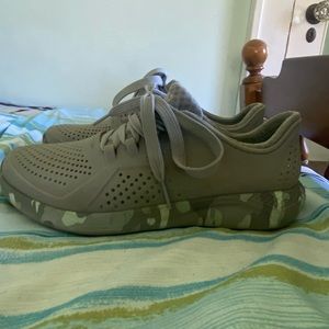 Literide tennis shoes by crocs